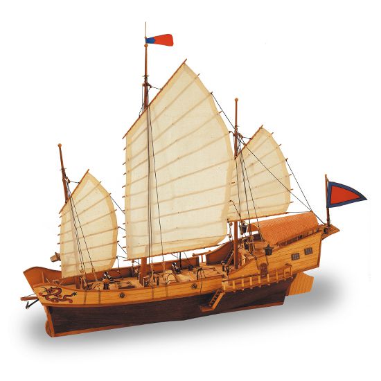 Ship model Red Dragon, wooden kit Artesania Latina (www.victoryshipmodels.com)