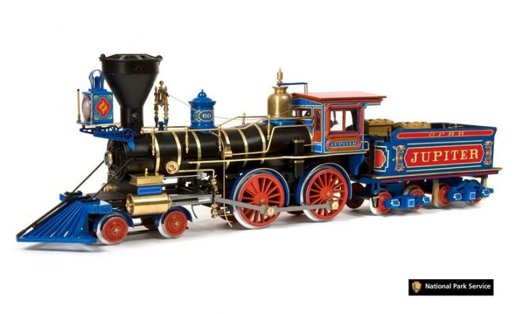 Locomotive model wooden kit Jupiter Occre Model (www.victoryshipmodels.com) Locomotive model wooden kit Jupiter Occre Model (www.victoryshipmodels.com)