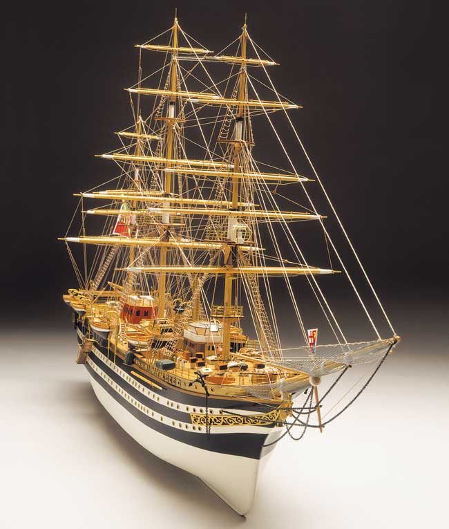 Ship model wooden kit Amerigo Vespucci Mantua Model (www.victoryshipmodels.com)